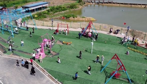 江夏金口街新增一游乐园 荷塘欢乐世界开业，打造亲子娱乐新地标